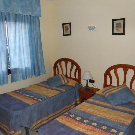Апартаменты Apartamento En La Playa Михас-Коста Экстерьер фото