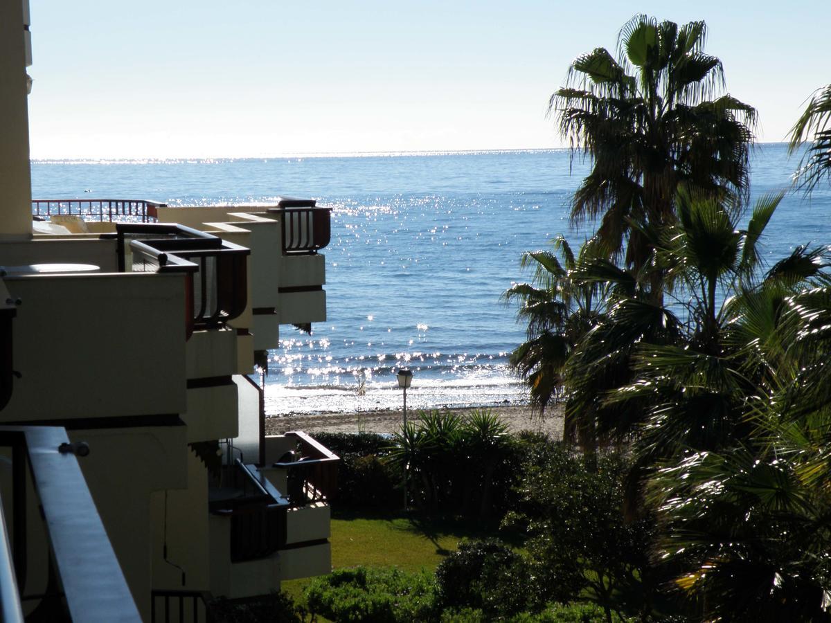 Апартаменты Apartamento En La Playa Михас-Коста Экстерьер фото